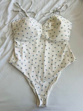 White One-Piece Floral Swimsuit